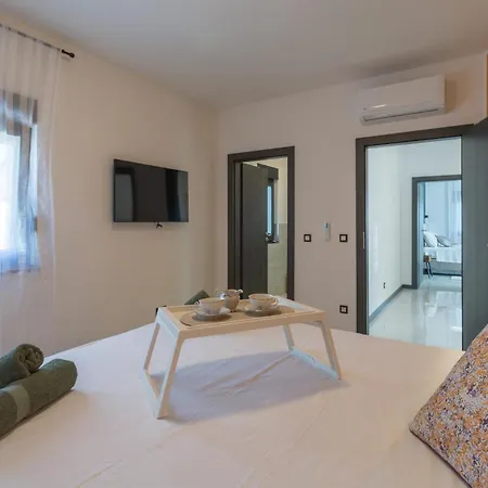 4 Bedroom Beautiful In Holiday home